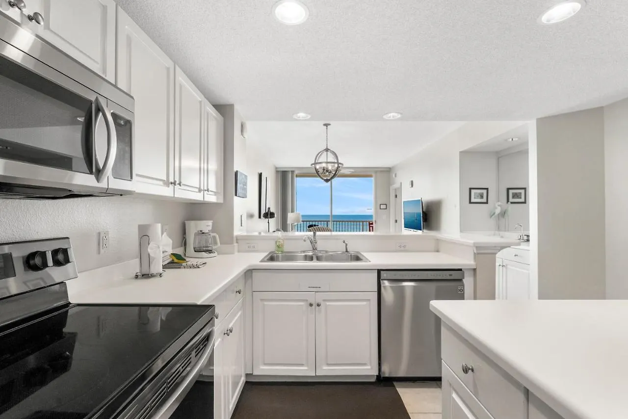 Modern 3 Bedroom Beachfront Condo! Amenities Galore! By Dolce Vita Getaways Pcb Panama City Beach